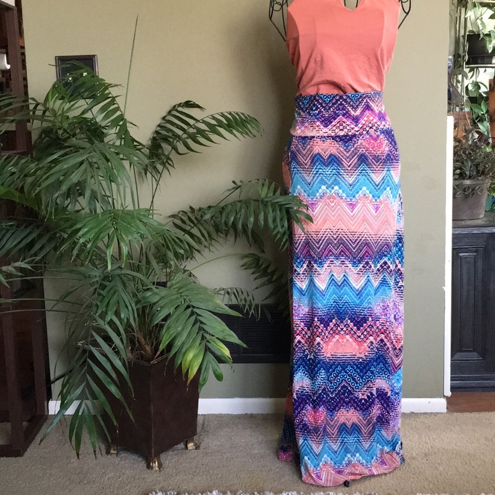 🥀DONATING 3/15 Soft Stretchy High Waist Maxi Skirt - Picture 1 of 4